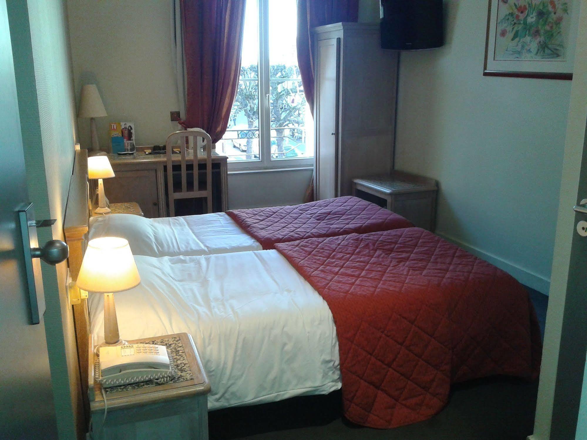 Hotel Brit Aux Sacres Reims, Centre Historique